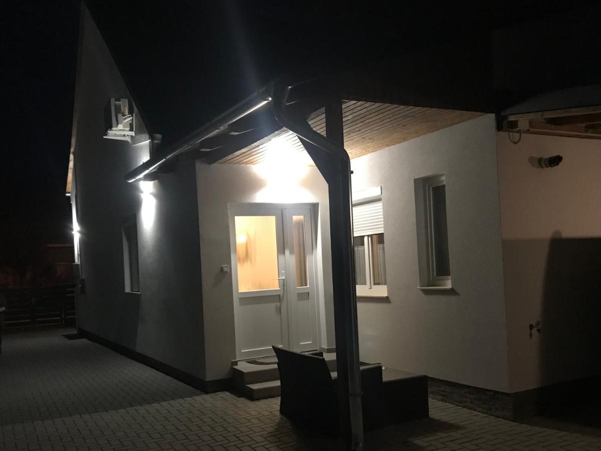 Bedi Vendeghaz Appartement Nagykanizsa Buitenkant foto